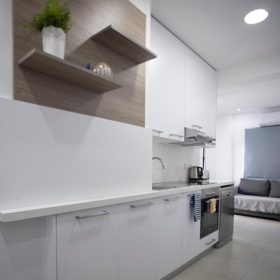 Lovely 2 Bed Apartment In Larnaca City Centre Exterior photo