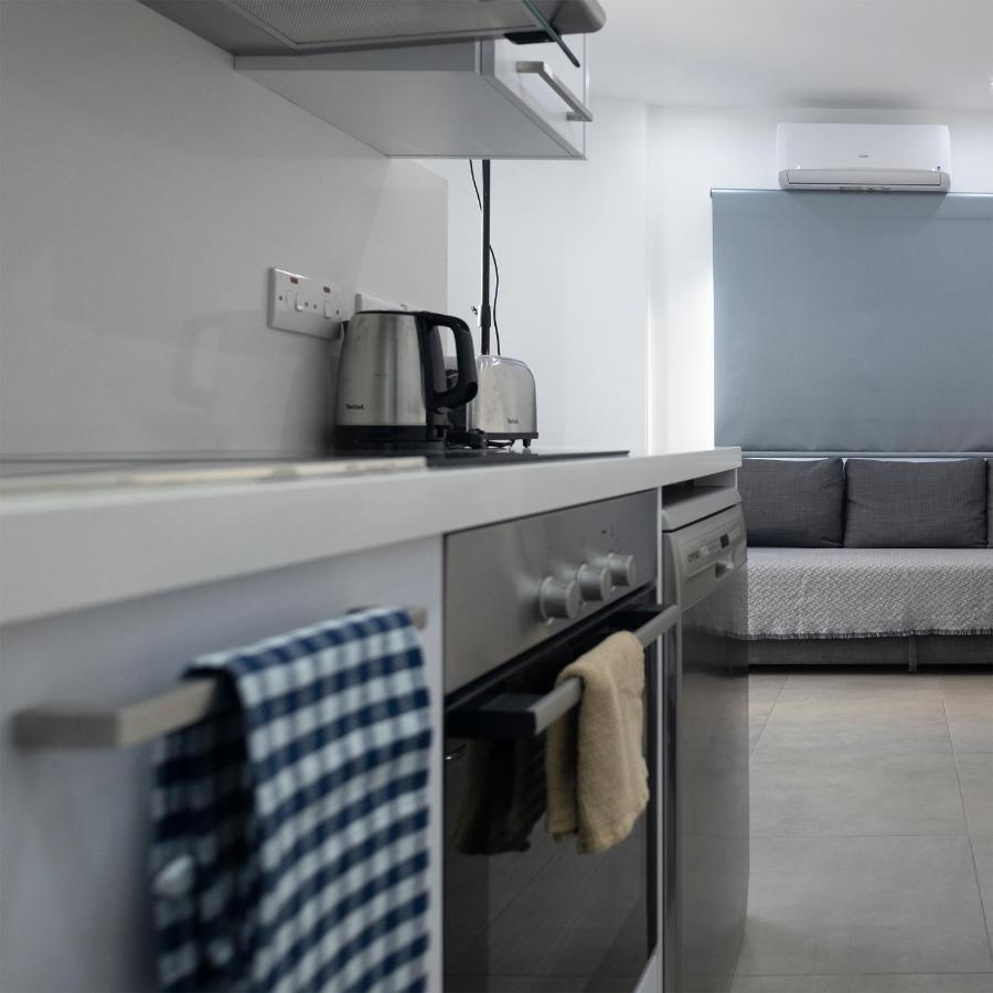 Lovely 2 Bed Apartment In Larnaca City Centre Exterior photo